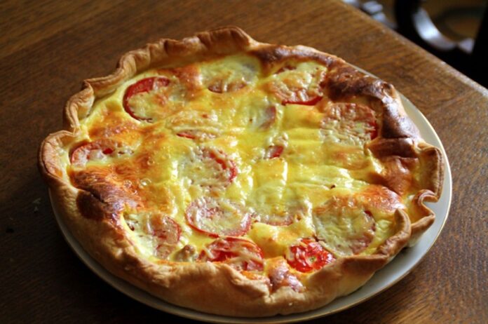 Výborný tuniakovo-rajčinový quiche. Foto - Mária Danthine Dopjerová