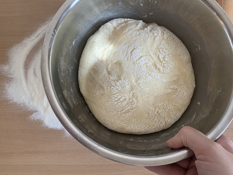 Orechovník z kysnutého cesta 5. Fotka - Andrea Bunčeková