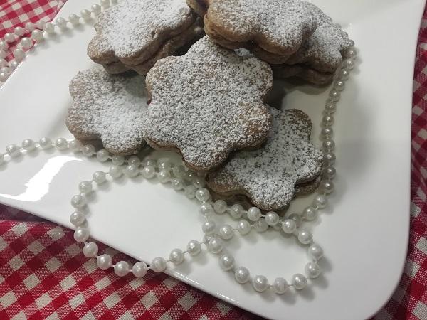 Tradičné špaldové linecké koláčiky s orechami