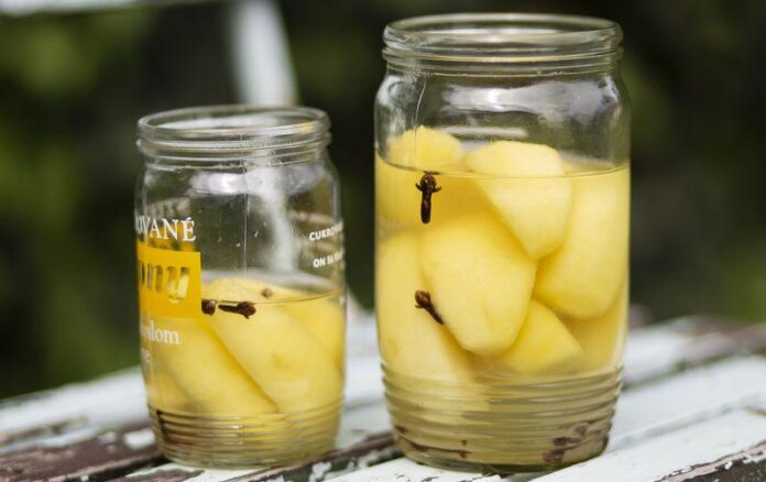 Voňavý jablkový kompót - recept. Foto - Natália Jakubcová