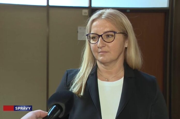 Novou riaditeľkou STVR je Martina Flašíková.