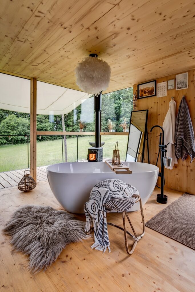 Glamping v Česku - Chata Lada. Foto - TwoFingers