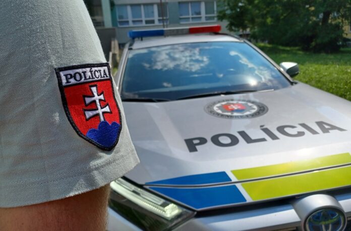V Košiciach muž dobodal v dome manželku. Ilustračné foto - Polícia SR