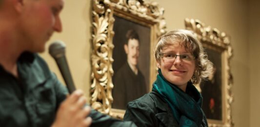 Zuzana Grochalová (vpravo) by chcela na Slovensku spustiť projekt komunitné prechádzky. Foto - archív Z.G.