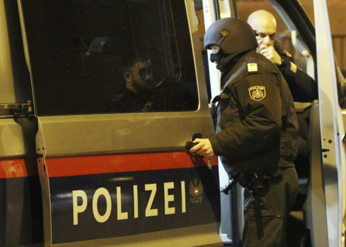 Polícia našla dieťa v kufri. Ilustračné foto - ZvM