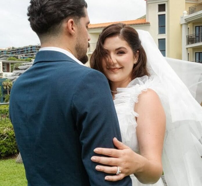 Celeste Buckingham zverejnila na sociálnej sieti svadobnú fotku bez komentára. Foto - IG/celbuckingham