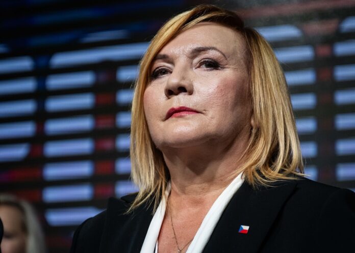 Rekordný počet žien v snemovni v Česku. Najúspešnejšou ženou z hľadiska zisku preferenčných hlasov je Alena Schillerová (ÁNO), ktorá ich získala 39 468. Foto TASR - Jakub Kotian
