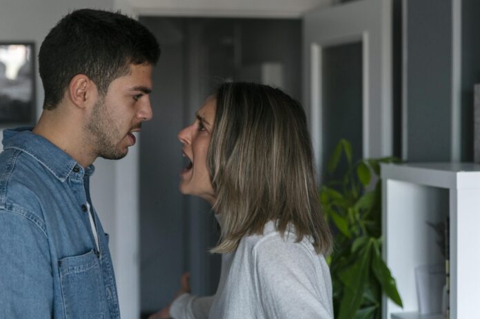 #SpoluNahlas: Pri násilí na ženách sa málo hovorí o páchateľoch. Foto - freepik
