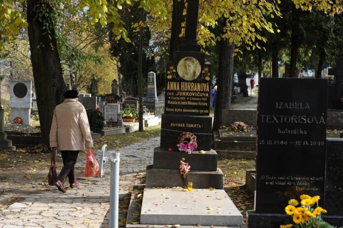 V Liptovskom Hrádku otvorili výstavu o živote výnimočnej Aničky Jurkovičovej. Foto - archív TASR