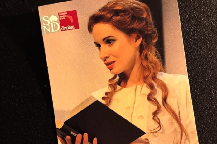 Herečka Táňa Pauhofová sa vyjadrila k vlne prepúšťania v činohre SND. Foto - IG/tana_pauhofova_official/