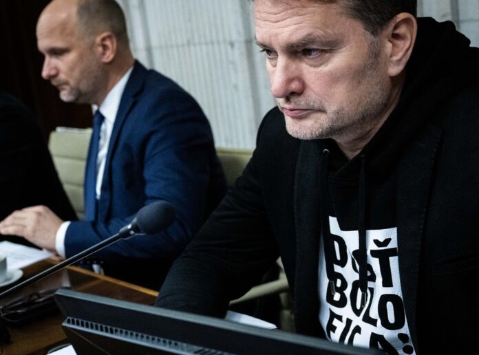 Parlament schválil etický kódex, rieši sa v ňom aj oblečenie poslankýň. Foto TASR - Jakub Kotian