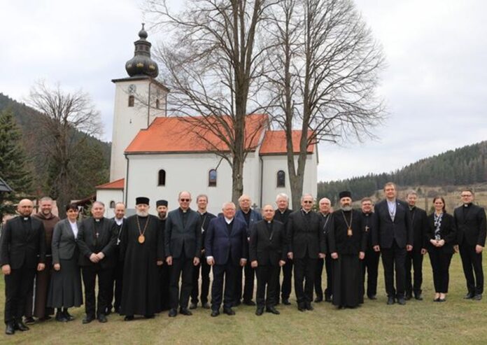 Katolícka cirkev na Slovensku eviduje 16 nových podnetov sexuálneho zneužívania. Foto - KBS/Peter Zimen