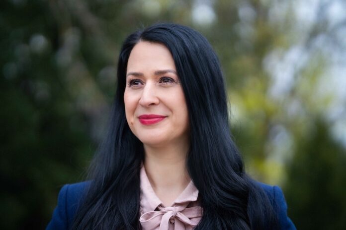 Historicky prvá kandidátka na primátorku Hlohovca. Fotka - archív Lucia Loskotová