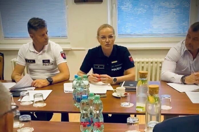 Polícia nepochybila, uviedla prezidentka Policajného zbotu Jana Maškarová. Foo - FB/PolíciaSR